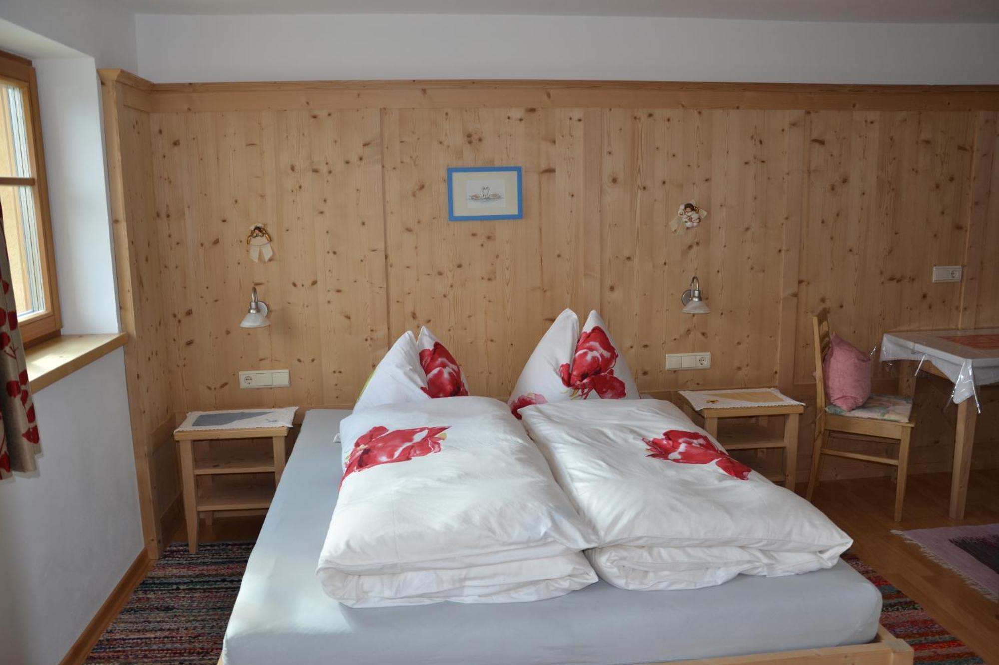 Gostnerhof Appartement Toblach Kamer foto