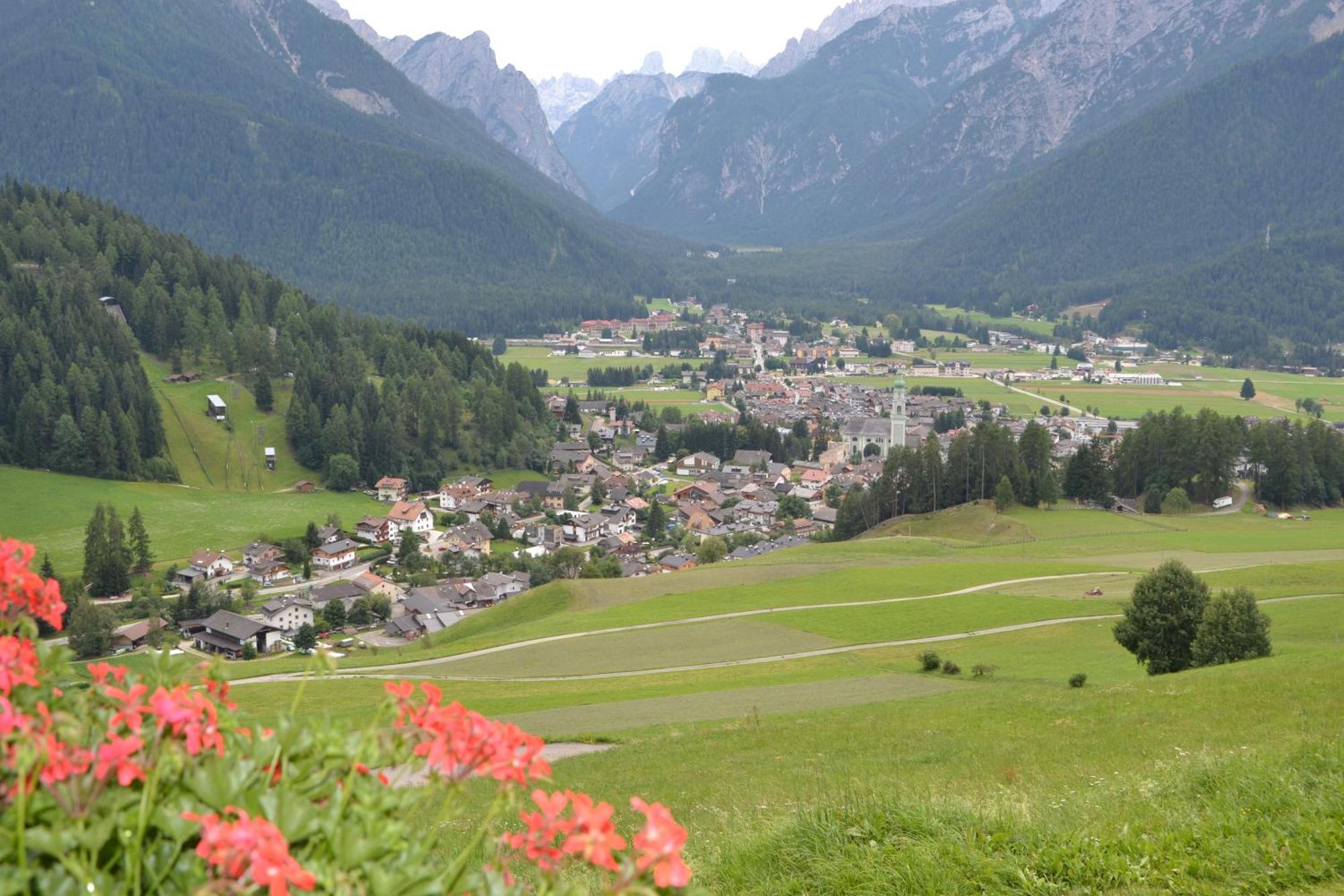 Gostnerhof Appartement Toblach Kamer foto